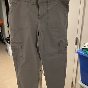 Lee Women’s Cargo Capris in Gray